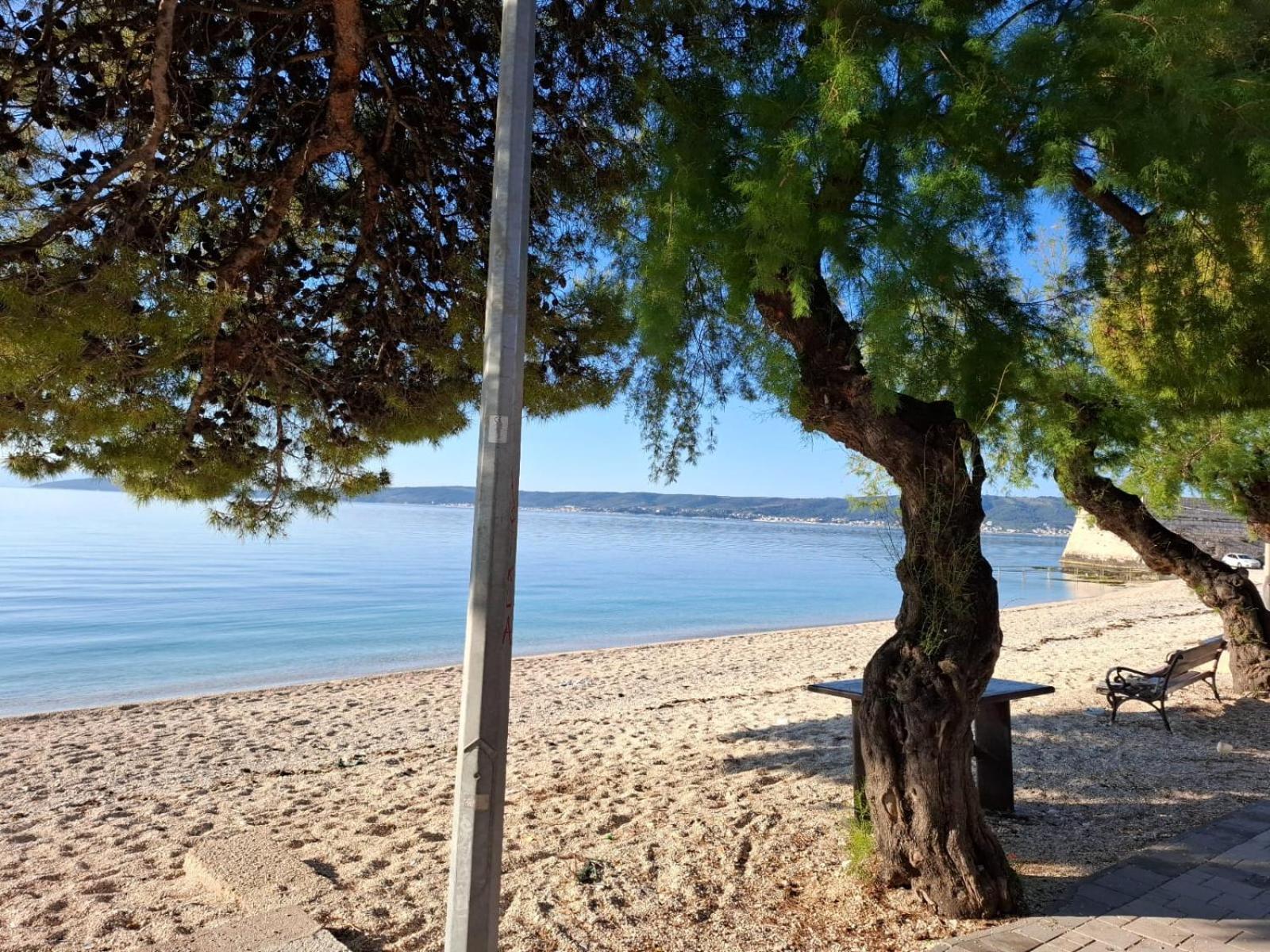 Apartment Blanca With Jacuzzi,Terase And Private Parking Kaštela Zewnętrze zdjęcie
