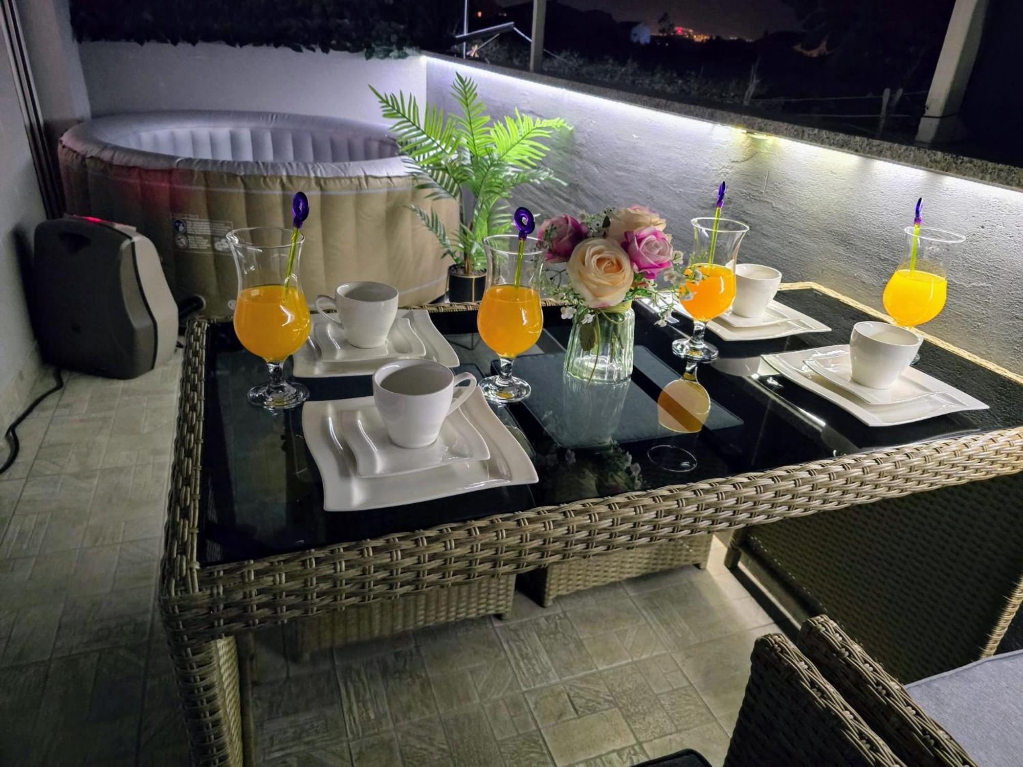 Apartment Blanca With Jacuzzi,Terase And Private Parking Kaštela Zewnętrze zdjęcie